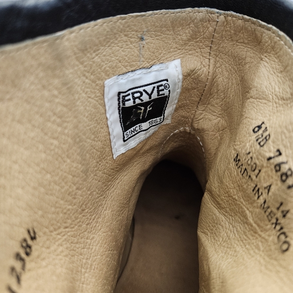 Frye Phillip Harness Short Ankle Boots Womens Size 8.5 Black Leather Zip Moto - Picture 6 of 9